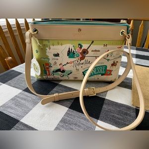 New with tags- Spartina 449 Handbag in Tennessee Crossbody -smoke/pet free home